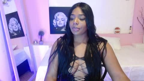 Snapshot of ivybliss8 chatting on 28, 4, 2026 i v y b l i s s online show from 28, 4, 2026