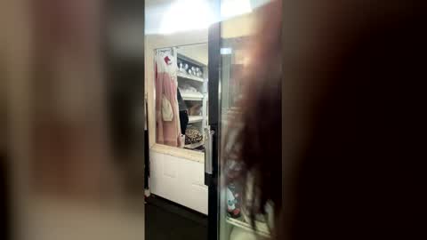 Ivy Rose online show from 22, 12, 2025