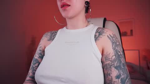 IVY - Follow me 3 online show from 26, 2, 2025