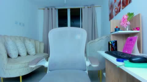 Adriana Independent Model online show from 9, 2, 2026