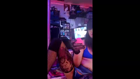 ivyjennifer366 online show from 14, 2, 2026