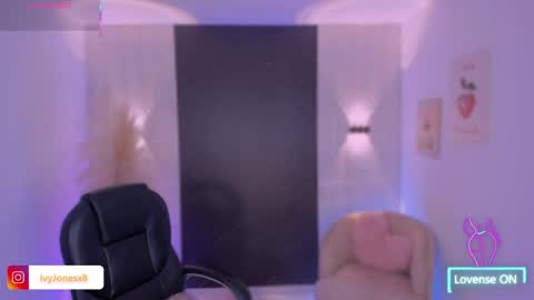 Snapshot of ivyjonesx chatting on 7, 6, 2026 Ivy online show from 7, 6, 2026