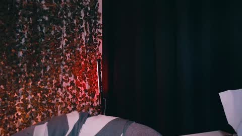 Miss Ivy online show from 19, 1, 2025