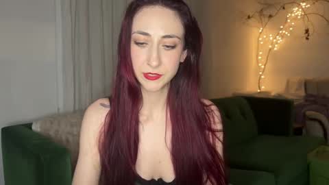 Ivy Rosie online show from 12, 2, 2025