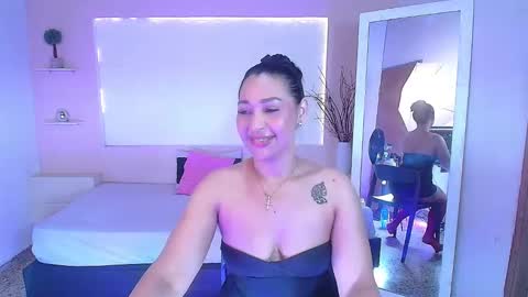 ivyshine7 online show from 25, 9, 2025