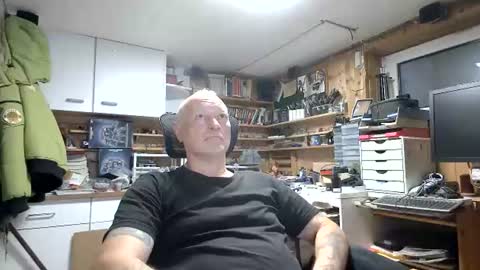 Snapshot of iwalknaked chatting on 20, 7, 2026 iwalknaked online show from 20, 7, 2026