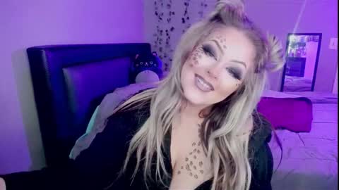 Ashley3 online show from 1, 11, 2025