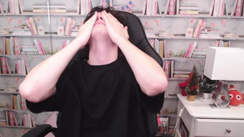 Snapshot of iwillfall_ chatting on 11, 12, 2024 Maxim online show from 11, 12, 2024