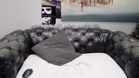 Snapshot of iwillfall_ chatting on 13, 12, 2024 Maxim online show from 13, 12, 2024