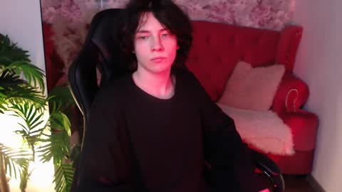 Snapshot of iwillfall_ chatting on 4, 3, 2025 Maxim online show from 4, 3, 2025