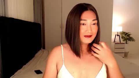 iya_hermosa online show from 20, 12, 2025