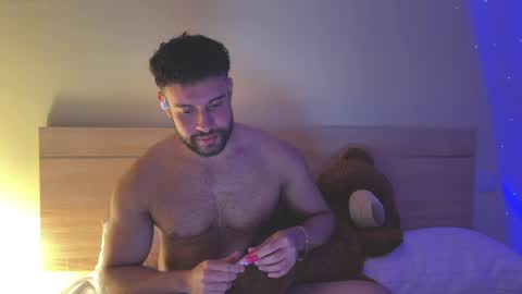 Snapshot of izaak_lover chatting on 5, 5, 2026 Izaak online show from 5, 5, 2026