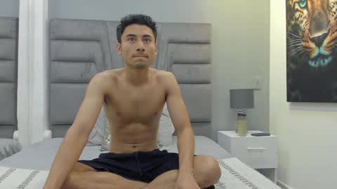 Snapshot of izato chatting on 22, 2, 2025 izato online show from 22, 2, 2025