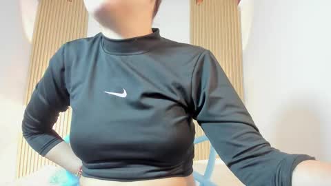 izelevans online show from 9, 2, 2026