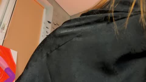 izi online show from 21, 2, 2025