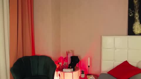 IZIE CARTER online show from 2, 2, 2026