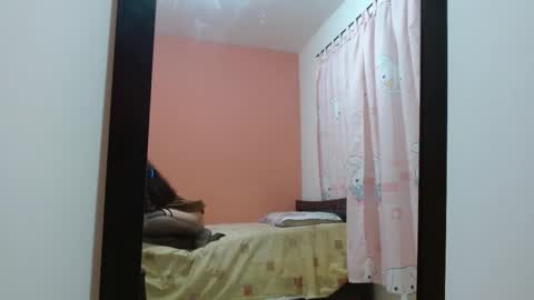 Snapshot of izy_bell chatting on 17, 11, 2025 Izzyy online show from 17, 11, 2025