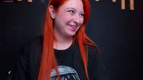 hot izys online show from 10, 3, 2026