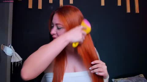 Snapshot of izyzys_baker chatting on 26, 4, 2026 hot izys online show from 26, 4, 2026