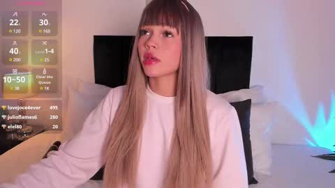 Snapshot of izzy_vega chatting on 10, 2, 2025 Izzy vega online show from 10, 2, 2025