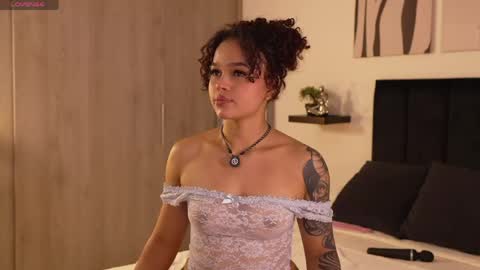 Snapshot of izzy_vega chatting on 4, 6, 2026 Izzy vega online show from 4, 6, 2026