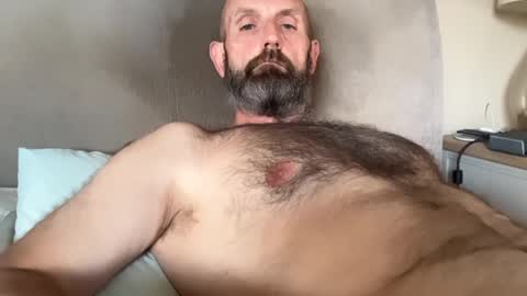 Snapshot of izzysboytoy1 chatting on 25, 6, 2026 izzysboytoy1 online show from 25, 6, 2026