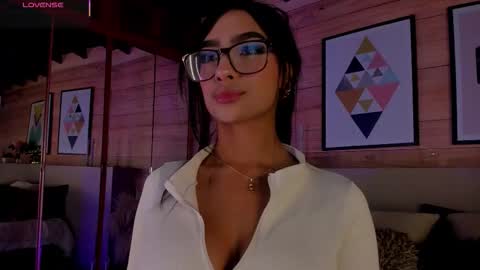 izzywild1 online show from 26, 9, 2025