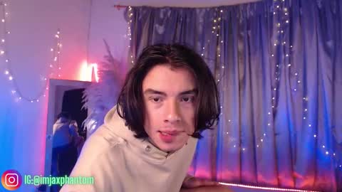 Hey im Jaxxxon check my info     online show from 10, 9, 2025