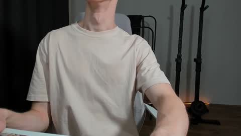 Snapshot of j_akira13 chatting on 30, 12, 2024 Danny online show from 30, 12, 2024