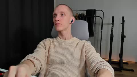 Snapshot of j_akira13 chatting on 2, 1, 2025 Danny online show from 2, 1, 2025