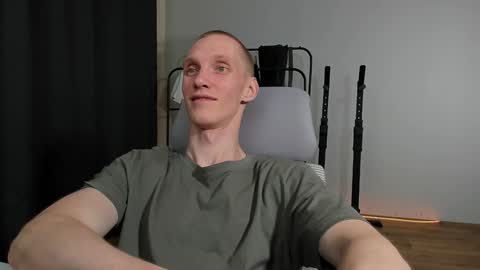 Snapshot of j_akira13 chatting on 5, 1, 2025 Danny online show from 5, 1, 2025