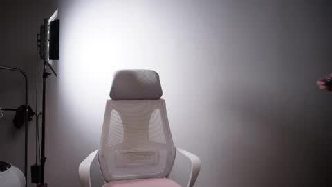 Snapshot of j_akira13 chatting on 19, 11, 2025 Danny online show from 19, 11, 2025