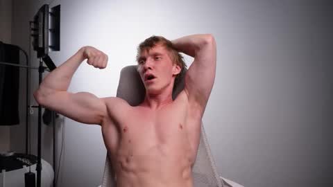 Snapshot of j_akira13 chatting on 21, 11, 2025 Danny online show from 21, 11, 2025