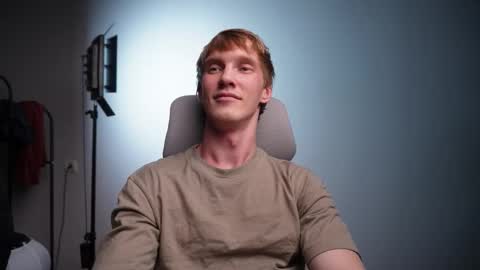 Snapshot of j_akira13 chatting on 23, 11, 2025 Danny online show from 23, 11, 2025