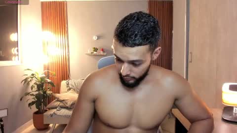 Snapshot of j_calix chatting on 20, 5, 2026 Calix Independient model Insta and twt Calixsnake online show from 20, 5, 2026