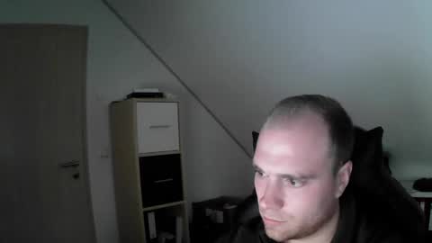 here4y online show from 6, 10, 2025