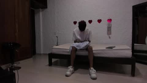 j_martony online show from 29, 9, 2025