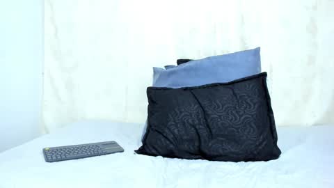 i am juan musiry independent model  online show from 6, 2, 2025