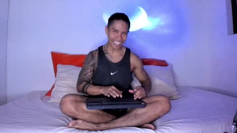 i am juan musiry independent model  online show from 5, 10, 2025