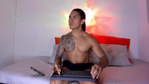 i am juan musiry independent model  online show from 23, 10, 2025