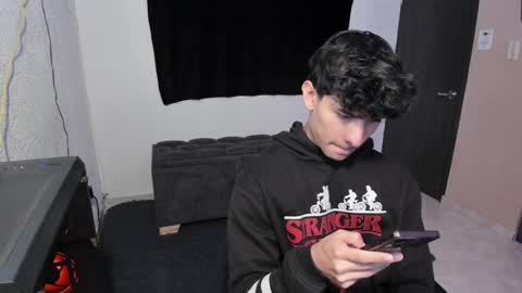 Noah online show from 4, 12, 2024