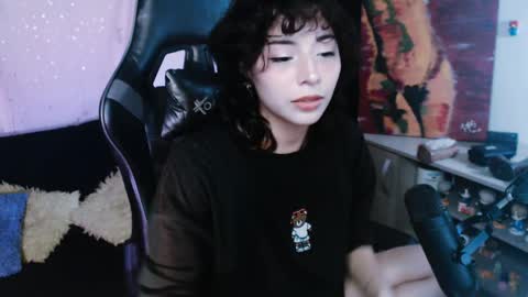 jade 18  online show from 1, 4, 2026