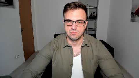Snapshot of jace_thorne chatting on 9, 9, 2025 Jace online show from 9, 9, 2025