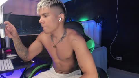 JACK CASTELL online show from 23, 7, 2026