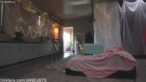 JackJill online show from 18, 4, 2026