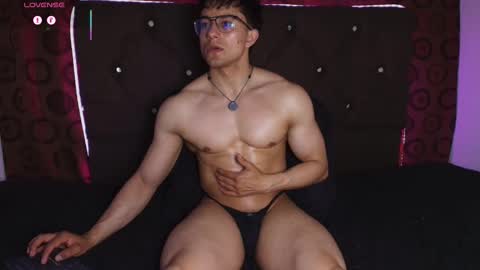 Snapshot of jacke_buster chatting on 3, 3, 2026 Jacke online show from 3, 3, 2026