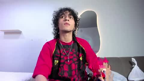 Jackes Taylor online show from 5, 4, 2026