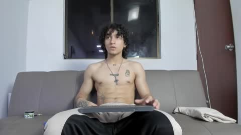 Jackes Taylor online show from 9, 4, 2026