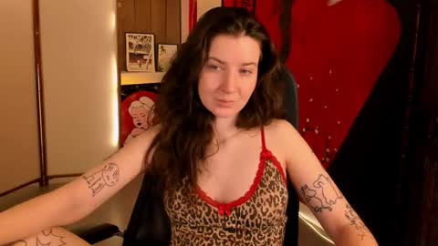 Snapshot of jackiebard chatting on 15, 10, 2025 Jackie Byrd online show from 15, 10, 2025