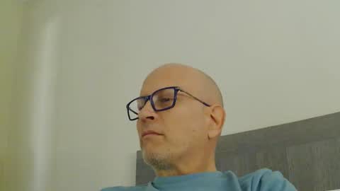 Snapshot of jacknlola chatting on 15, 11, 2025 Jacknlola online show from 15, 11, 2025